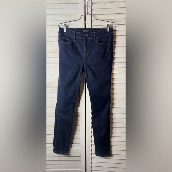 Ann Taylor Denim - Ann Taylor. The Skinny. Dark Blue Jeans. Size 4. Excellent Condition